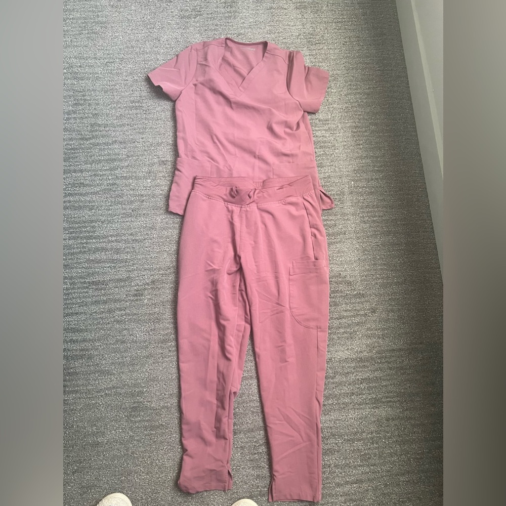 Mandala scrubs pink